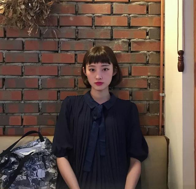 韩国短发漂亮的女星,韩国三大女神级电影演员短发