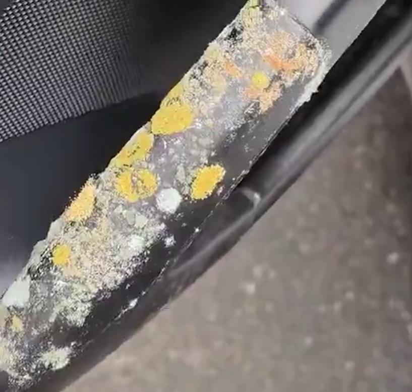 因停车问题保时捷车主,保时捷停车事件