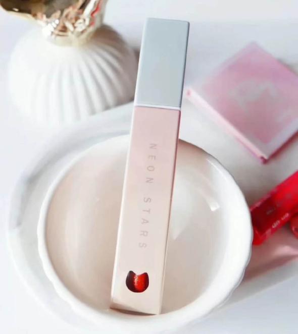 大学生简单化妆用什么化妆品好,寒假学化妆推荐平价化妆品