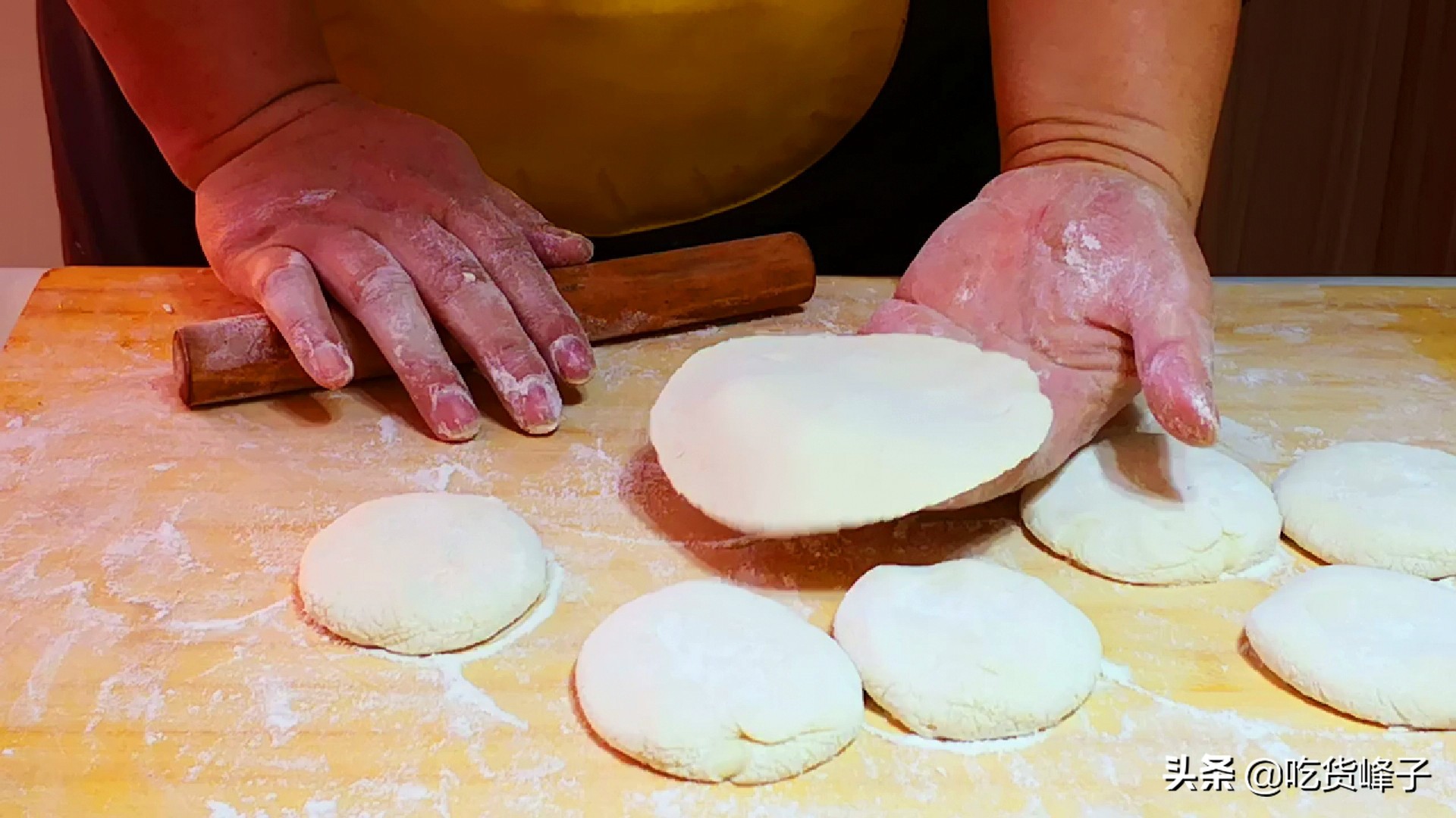 蒸包子暄软蓬松不塌陷的诀窍,蒸包子的技巧怎么蒸包子才不会馊