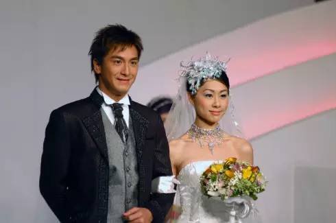 胡定欣沈柏淳,胡定欣有几个男朋友