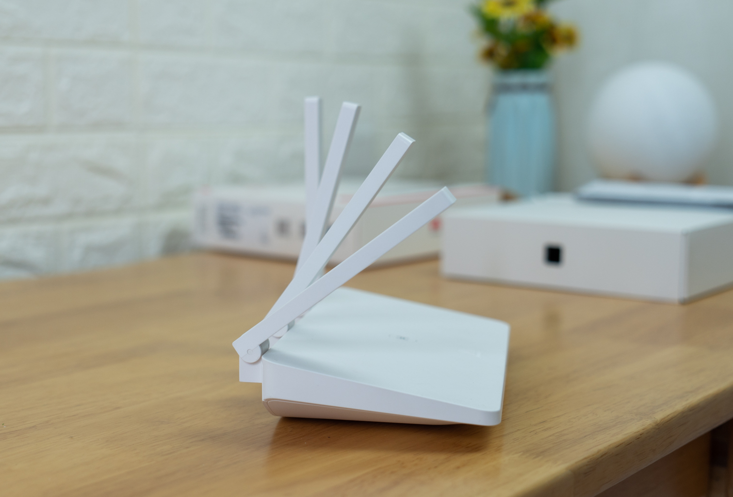 华为3.0路由器,可以手机控制的华为吸顶式路由器