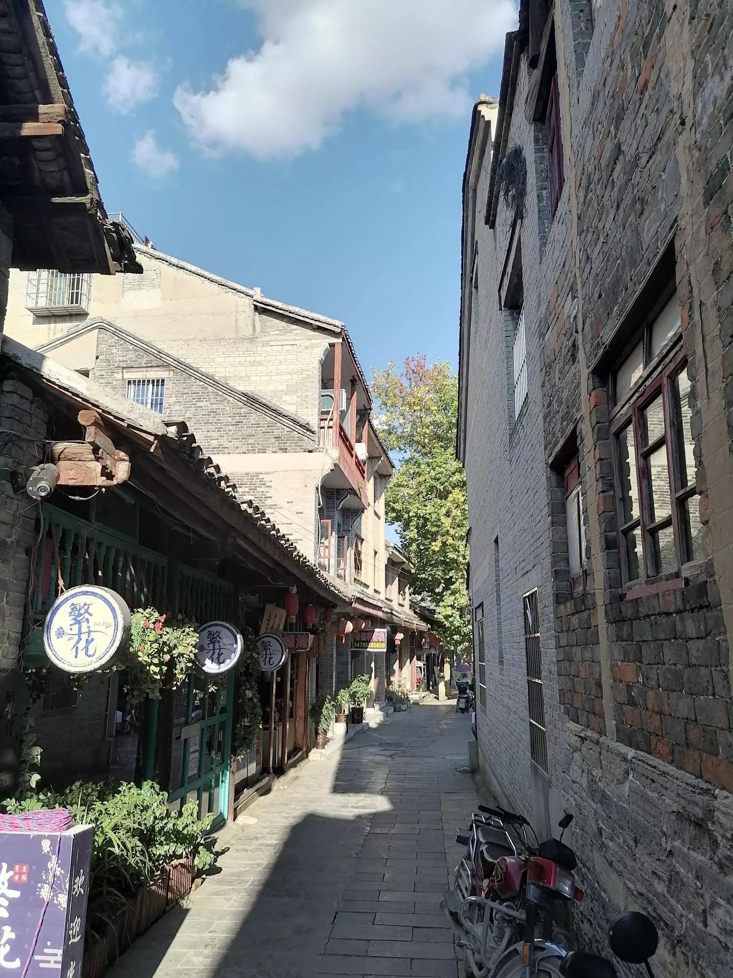 贵州贵阳青岩古镇旅游游记,贵州贵阳青岩古镇迎参观热潮