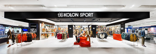 安踏收购阿迪耐克,阿迪达斯成功出售锐步