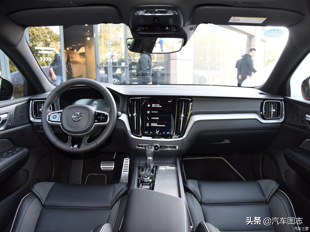 什么年龄开上这三款车才算成功,30岁前开上这4款车你就很成功了