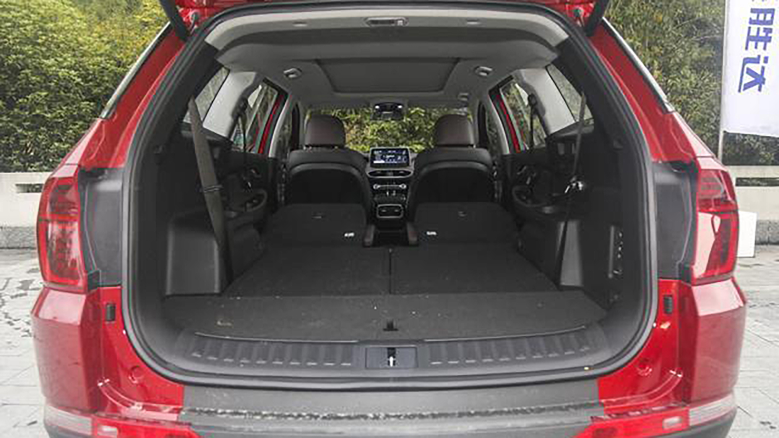 北京现代胜达外观升级黑武士,最皮实耐用的2.0t发动机的车