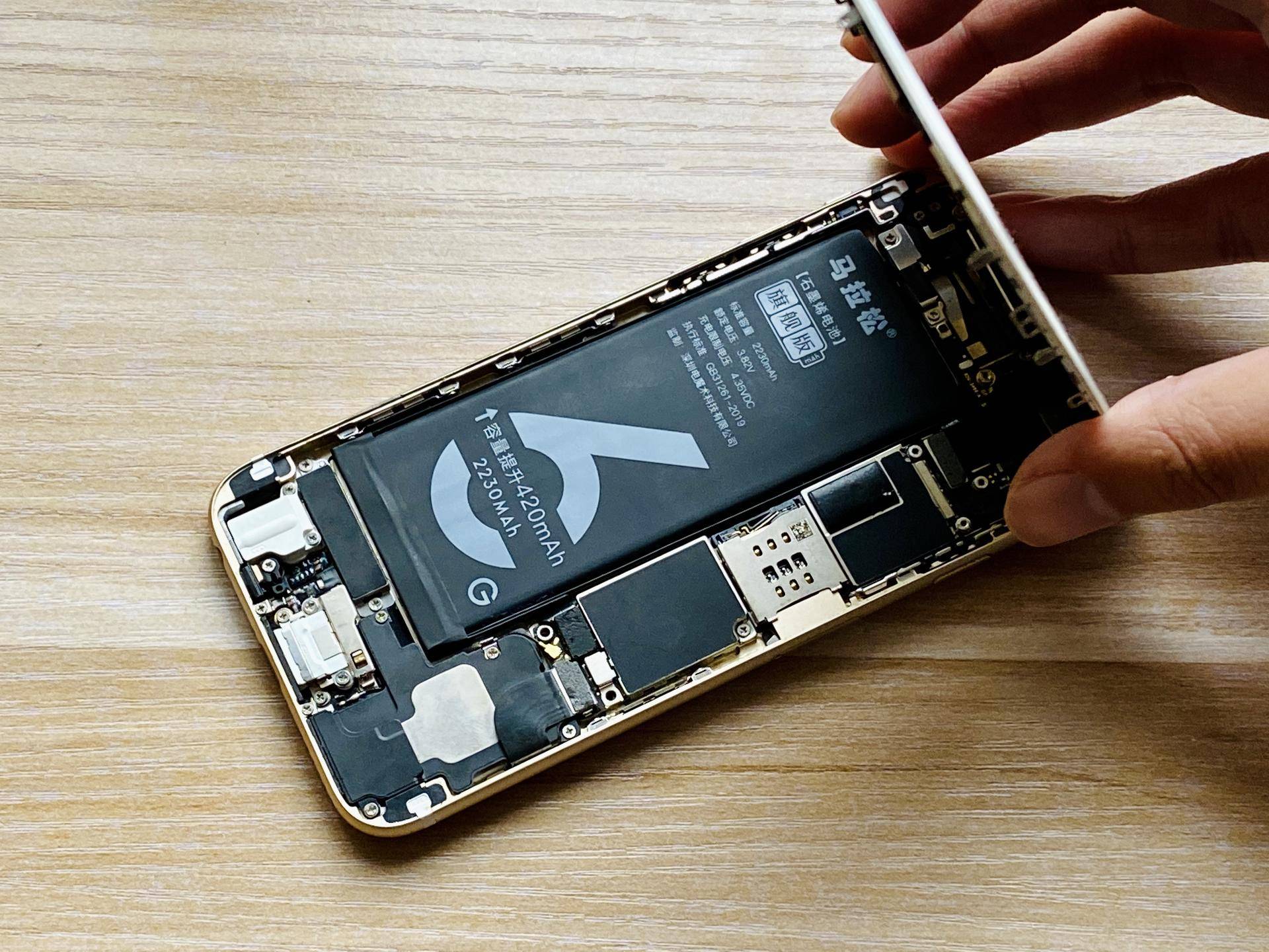 iphone6s换高容量电池,iphone6换电池前后对比