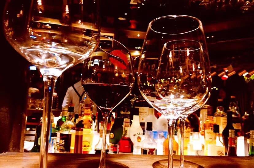 成都排队疯狂餐饮楼,成都最好的餐厅前十名