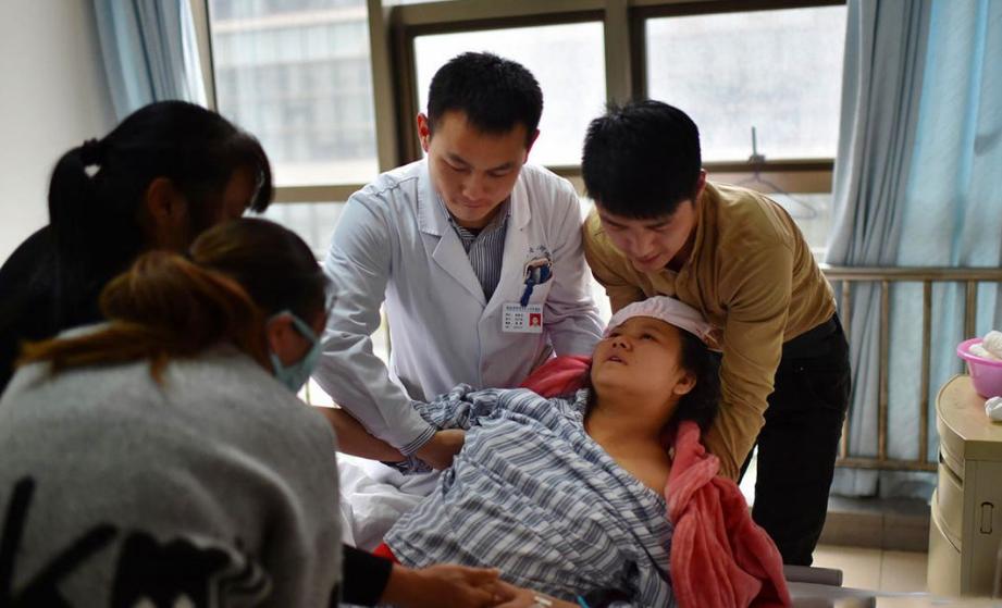 知道了内检细节后，丈夫反应自私又无知，孕晚期内检注意3方面