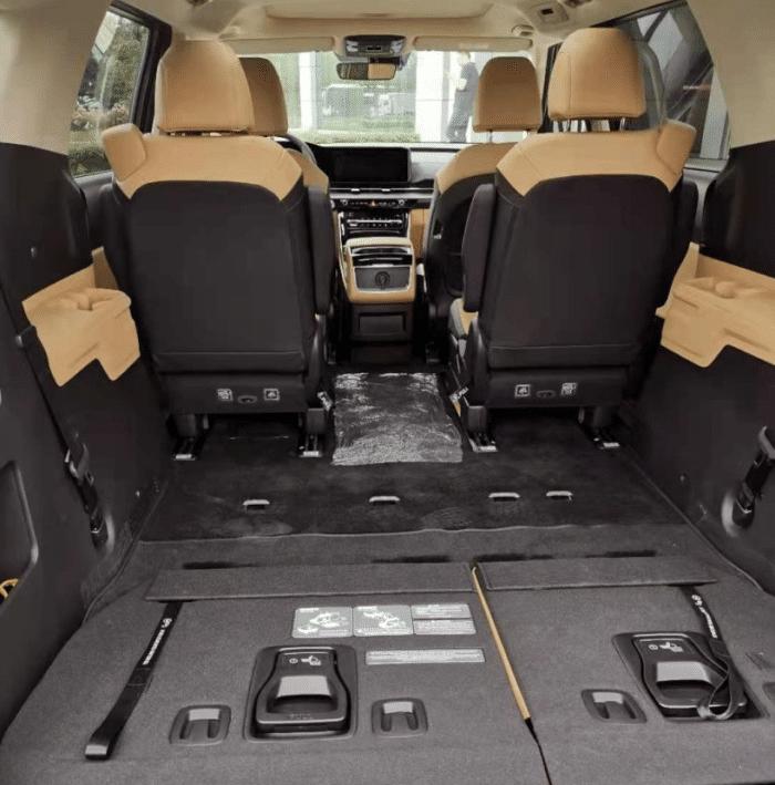 起亚嘉华尺寸对比gl8,起亚嘉华优惠8万元