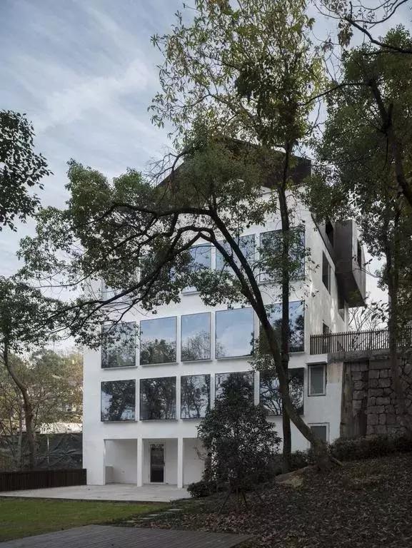 杭州十大网红民宿300以内,杭州十大景点民宿排名第一