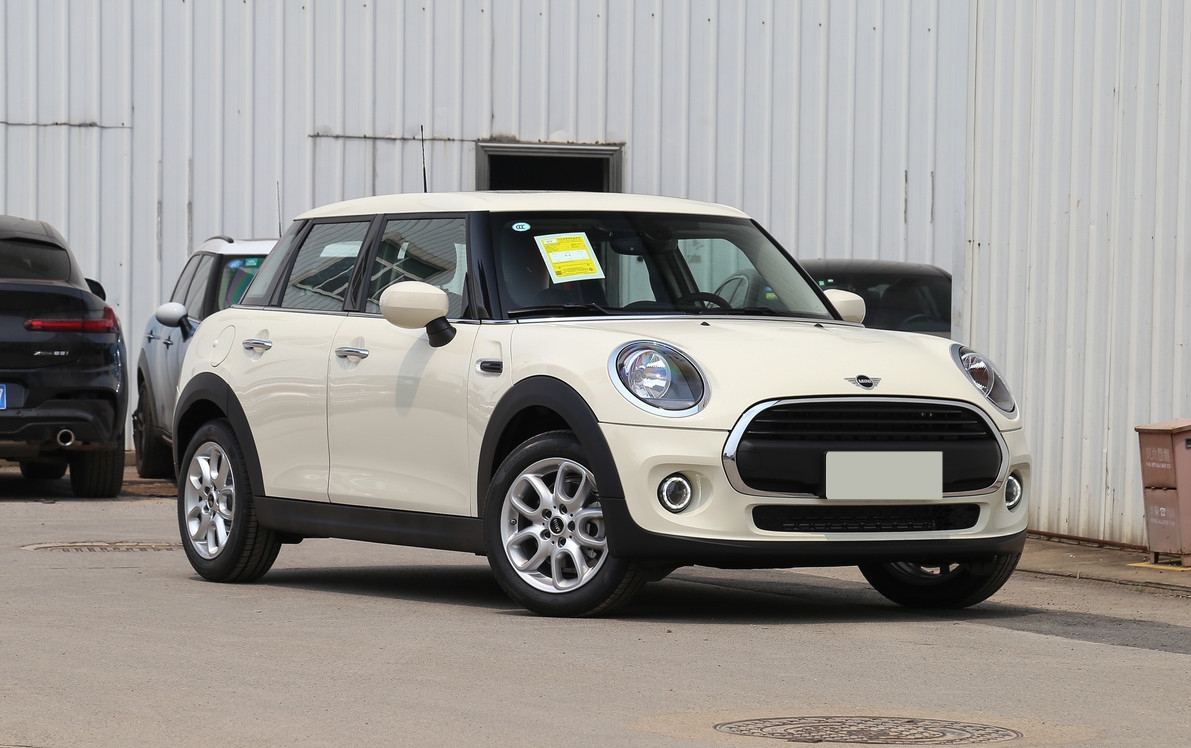 别看空间小，宝马这几款MINI车型，不就是“浓缩即精华”？