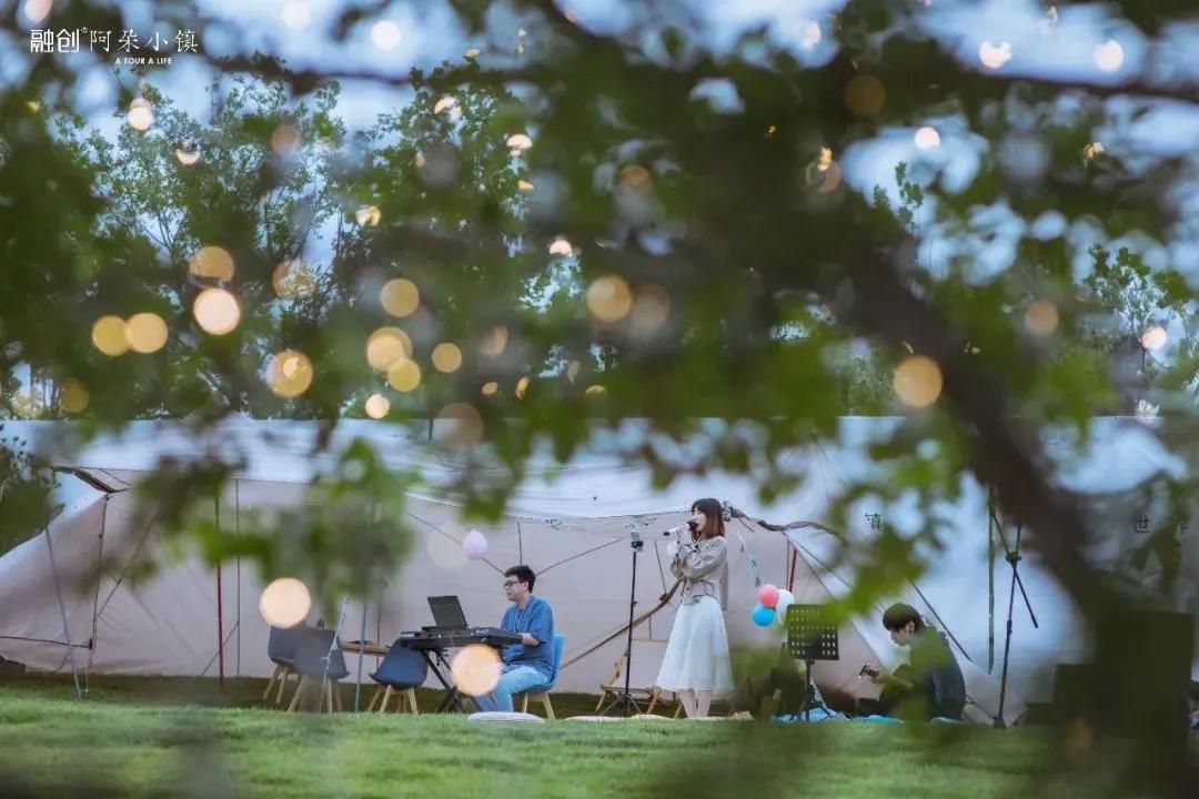 阿朵小镇风光无限,走进阿朵小镇