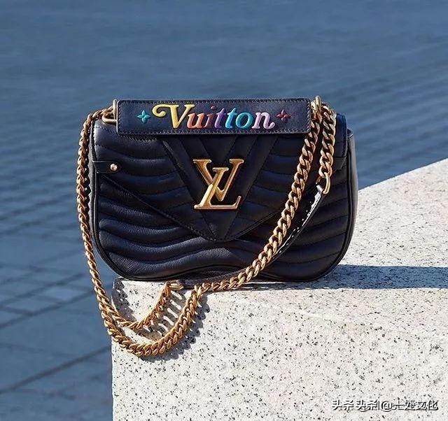 奢侈品包包成本不足卖价十分之一,凭啥卖得这么贵?