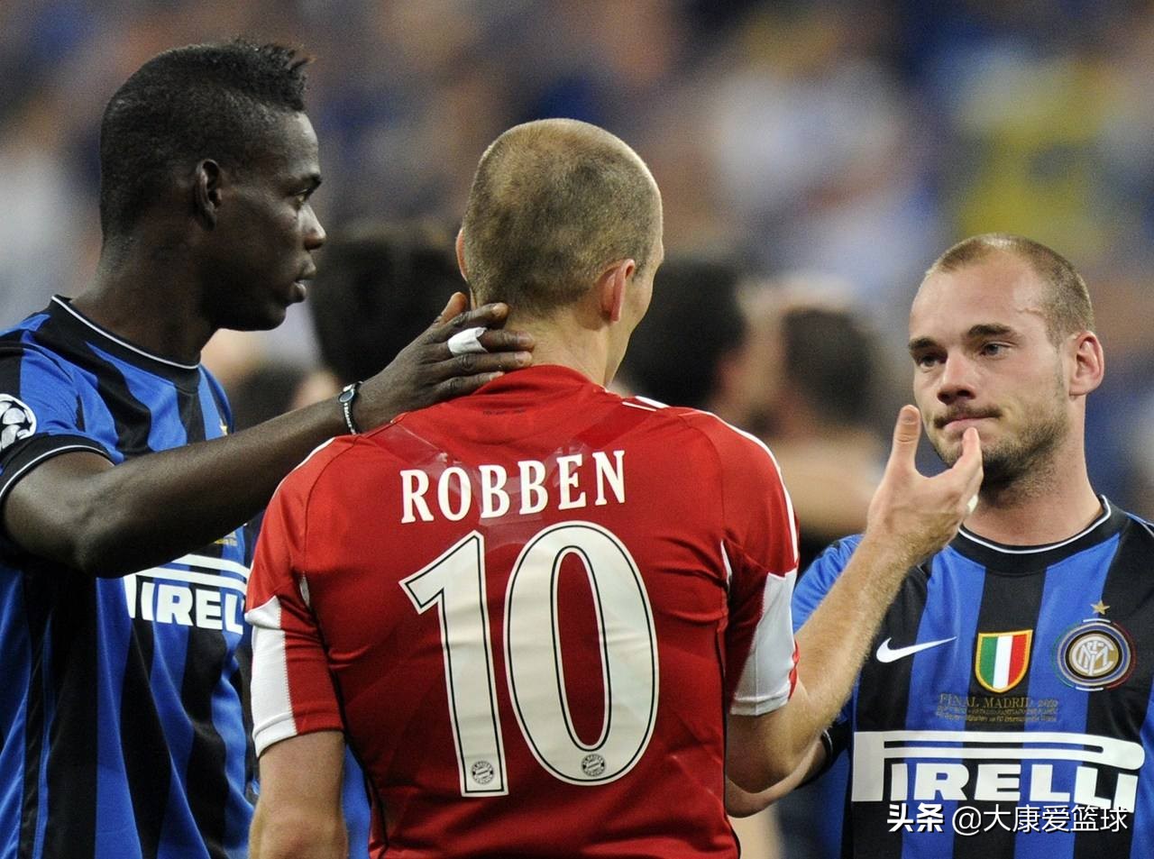 罗本斯内德范佩西亨特拉尔,罗本范佩西三剑客