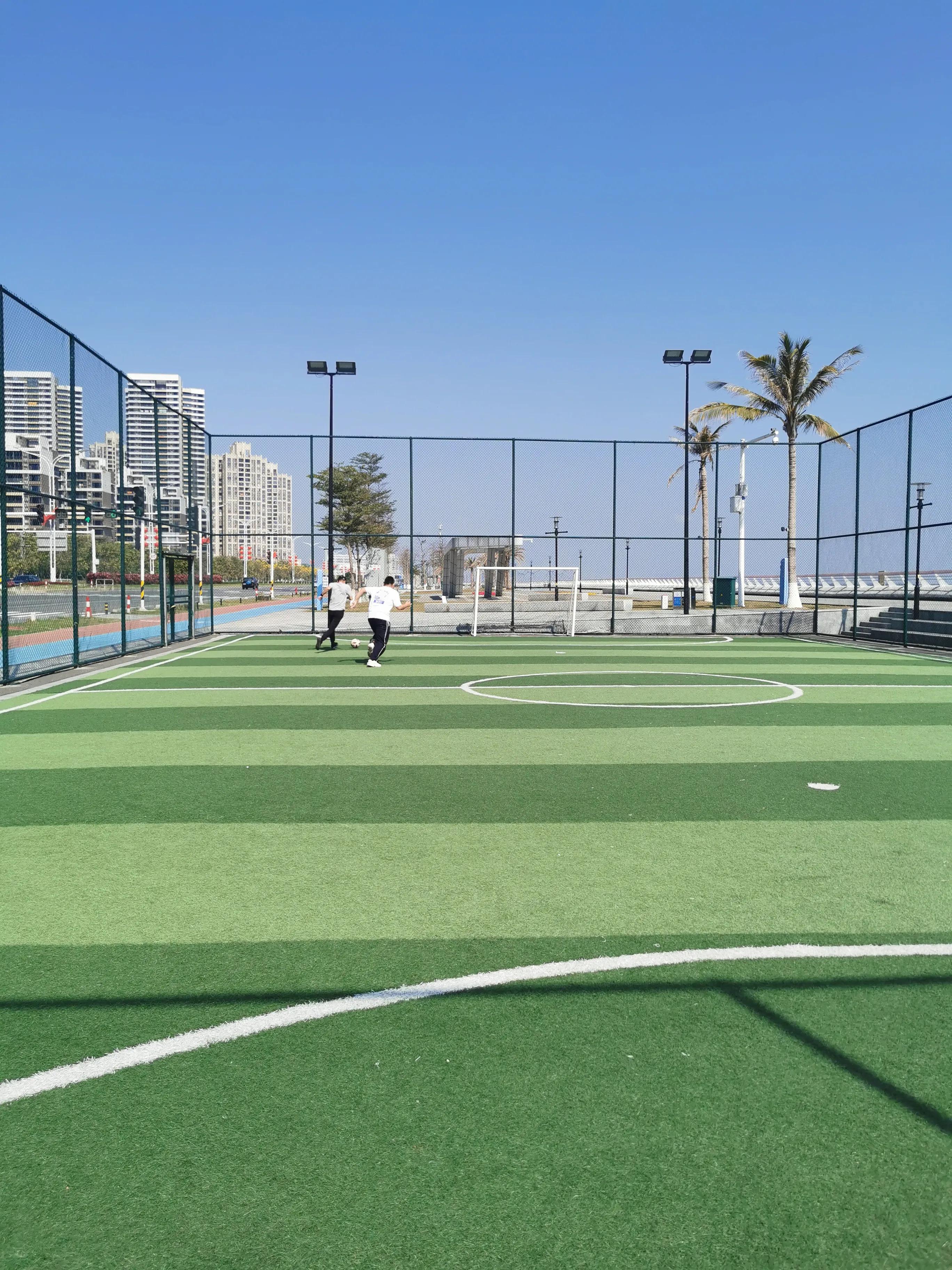 小女孩的足球梦,婴儿的足球梦