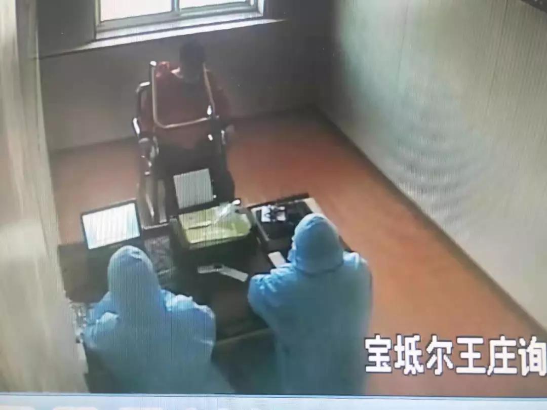 通报疫情防控最新情况,给疫情防控带来了巨大挑战