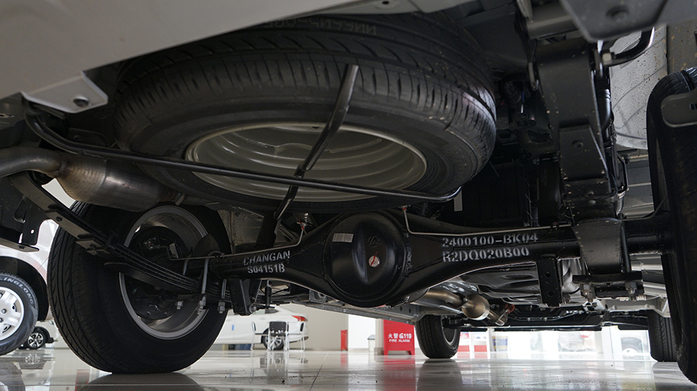 长安欧诺s最新版测评,长安欧诺s安全指数