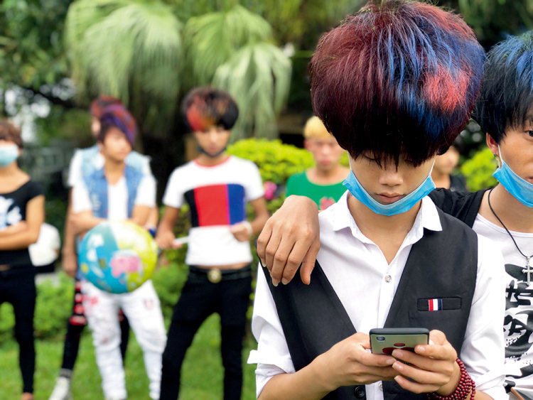 杀马特工厂工人,打工杀马特视频