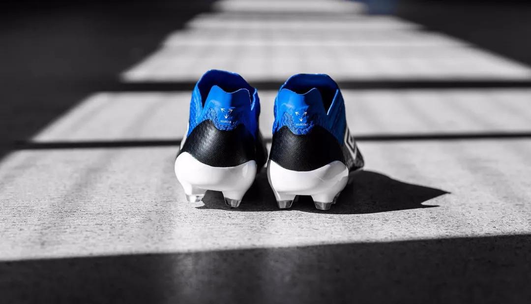 足球世界最新更新,足球最新球鞋