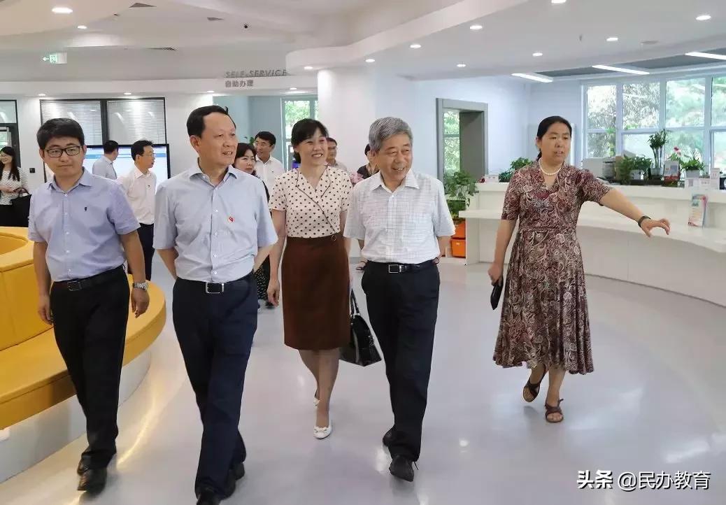 十一学校的发展,名校发展