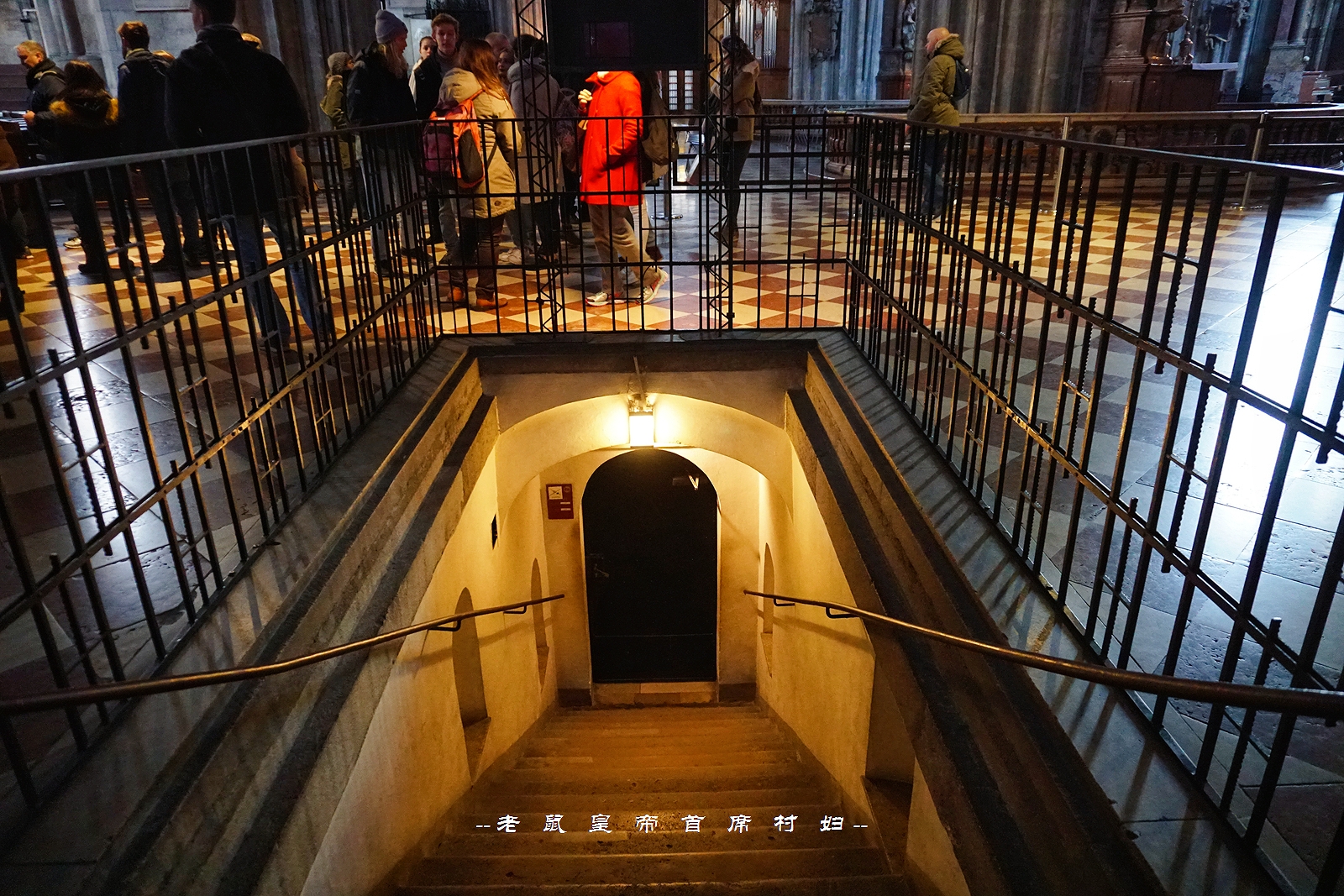 世界音乐之都维也纳800岁的“南京路”:去买茜茜公主的同款香水