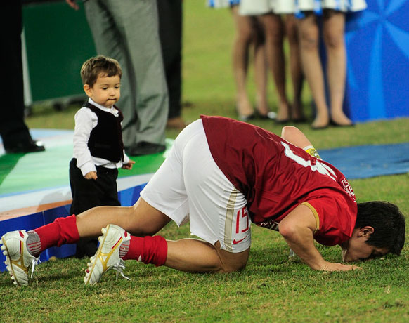 哈梅斯罗德里格斯古典前腰,哈梅斯罗德里格斯古典