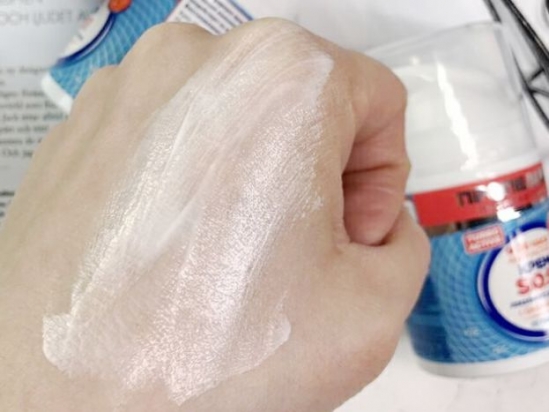 俄罗斯购物必买大牌化妆品清单,俄罗斯旅游必买的十种食物