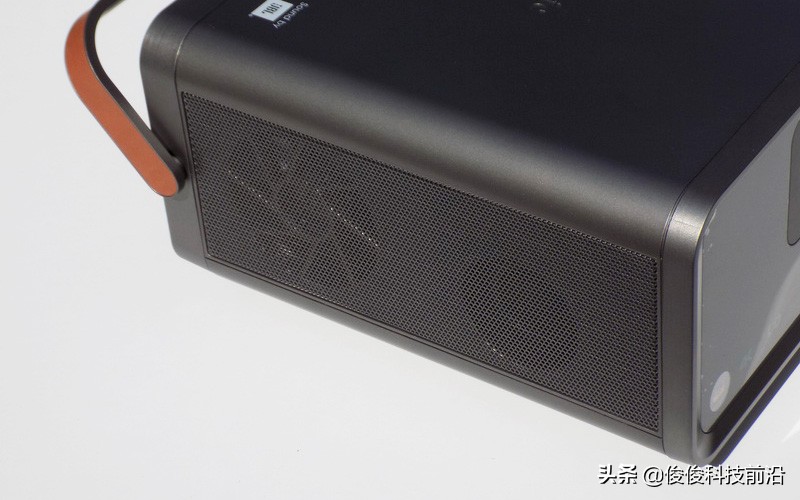 4k巨幕客厅时代专业级家庭影院,4k超清巨幕影院是大屏幕吗