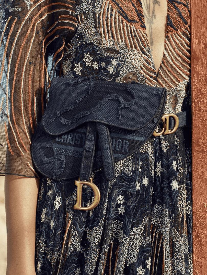 给迪奥一个机会，它就能带你邂逅浪漫秘境