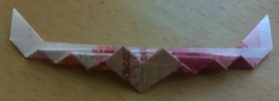 用一百元叠方戒指,最简单的戒指怎么叠