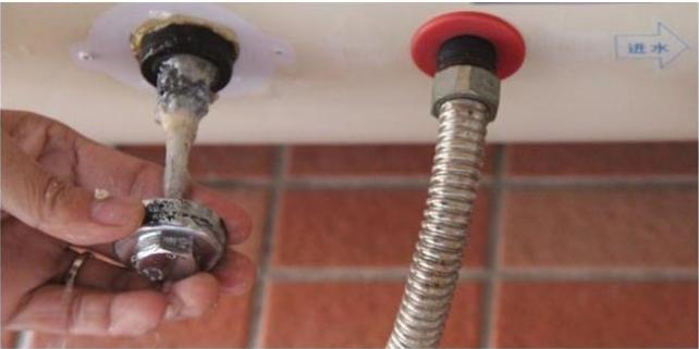 热水器的镁棒有没有防漏电的功能,热水器加热镁棒时间长了会漏电吗