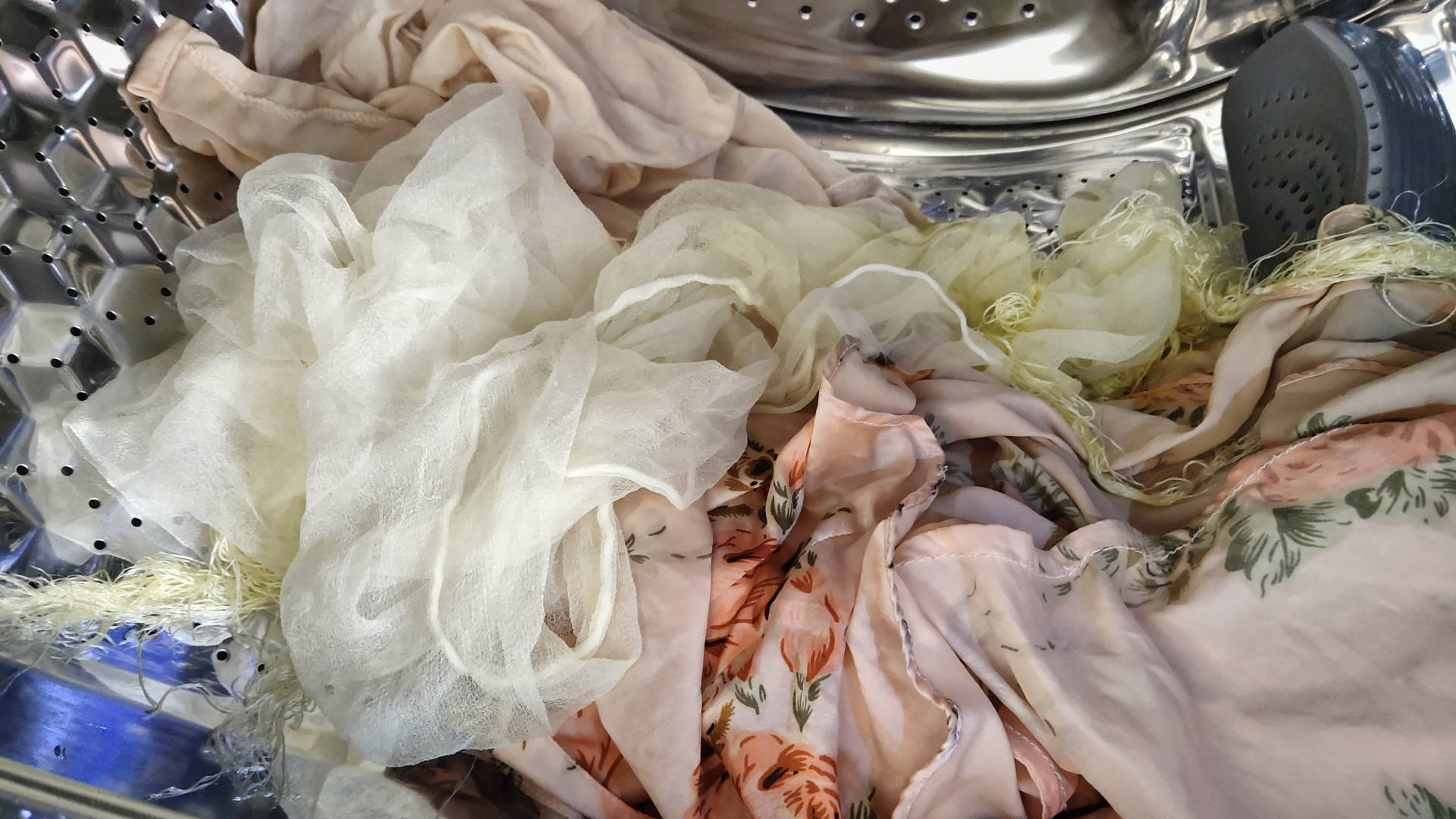 洗烘套装真的能烘干完直接穿吗,选对洗烘套装让衣物护理事半功倍