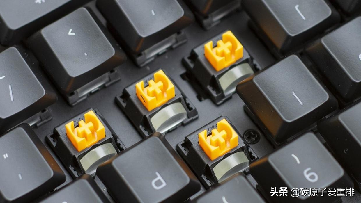 雷蛇黑寡妇蜘蛛标准版机械键盘,雷蛇黑寡妇蜘蛛键盘测评