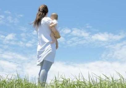 产妇刚生完肚子里全是气怎么办,产妇生完孩子肚子里有个疙瘩