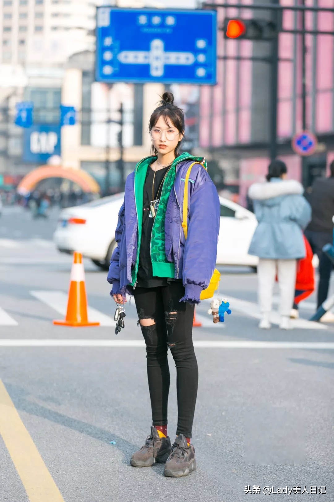 简单又高级的衣服搭配,轻薄气质衣服怎么搭配好看