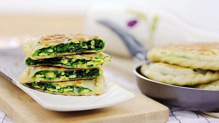 韭菜炒鸡蛋家常做法第一美食,韭菜鸡蛋虾仁饺子馅家常做法视频