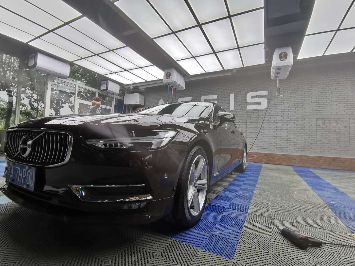 10.5代雅阁贴隐形车衣还是镀晶好,3000块钱的隐形车衣和1000的镀晶