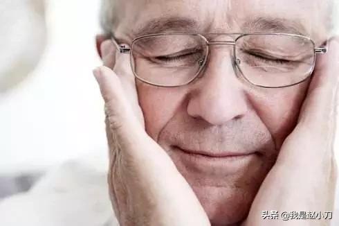 近视不老花，老花不近视？「内含抵消算法」