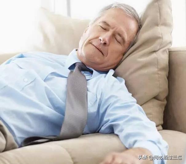 18岁男生打篮球可以长高吗,男生十几岁打篮球真能长高吗