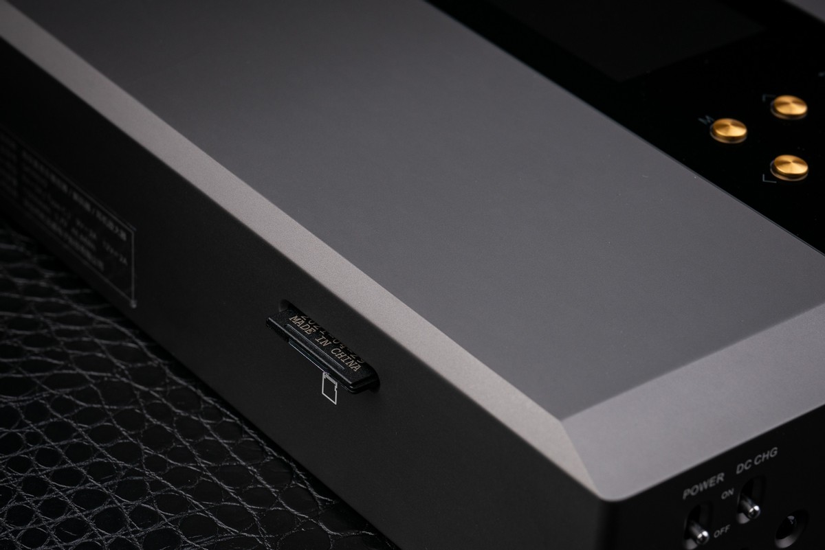 一次对自己的双重超越——QA390LE限量版听感分享&初代数据对比