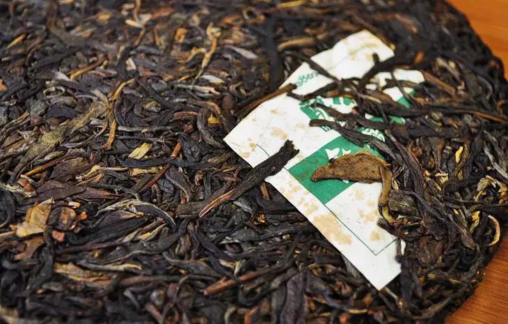 普洱茶内飘和内飞的区别,普洱茶内飞是什么时候出现的