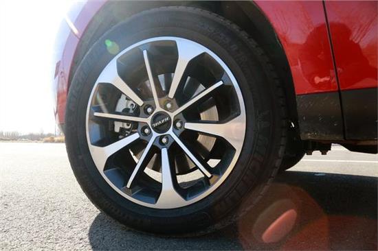 从哈弗M2到哈弗F5看十年间对的年轻人