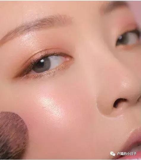 短期旅行必备化妆包是什么,出门手提袋便携女时尚化妆包