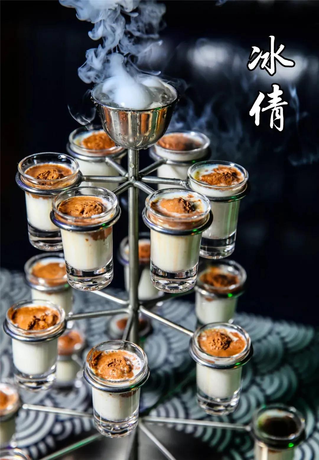 再也不用飞成都了！明星都超爱的贰麻酒馆青岛盛大开业