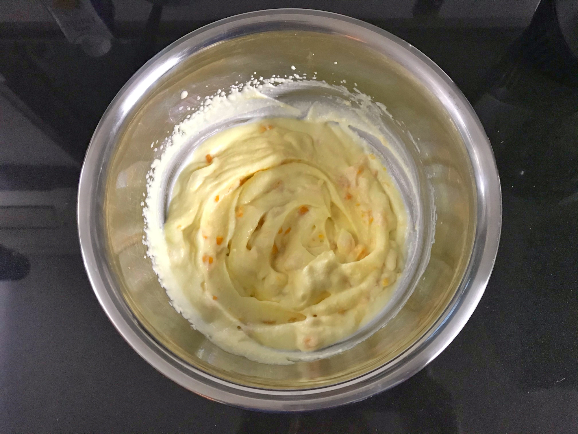 冰淇淋三明治怎么做,有冰箱就能做的冰淇淋