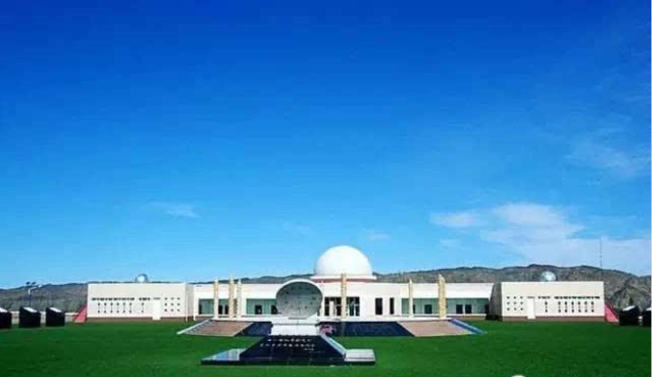 新疆哈密市伊吾县气候条件咋样,新疆哈密市伊吾县属于南疆么