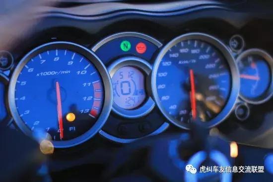 suzukigsx-r1000r,铃木隼2023款hayabusa测评