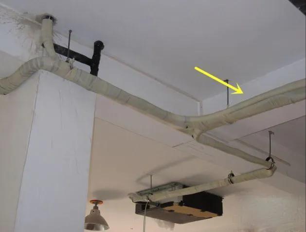 中央空调铜管和冷凝水管一个洞,中央空调水管未融合能漏吗