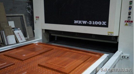 辽宁吸塑柜门板多少钱,吸塑板柜子价位